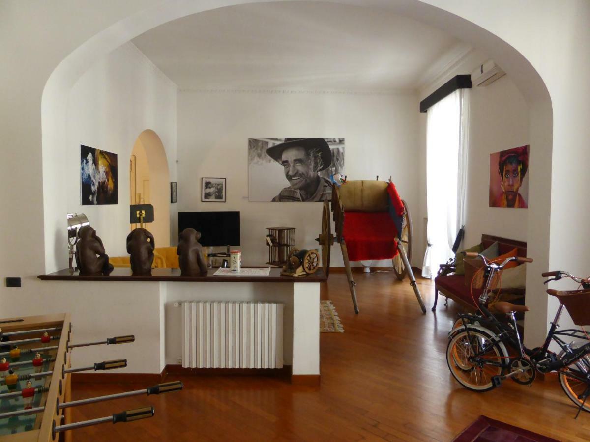 Home46 Napoli Bagian luar foto