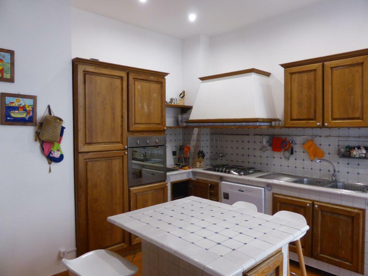 Home46 Napoli Bagian luar foto